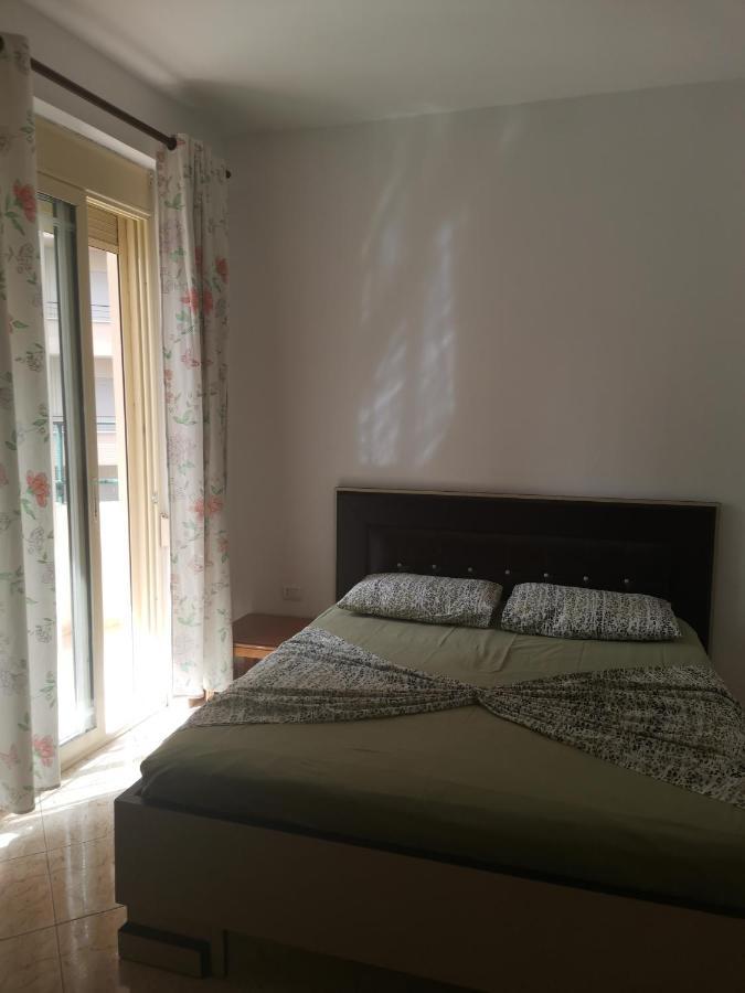 Home Vlorë 外观 照片